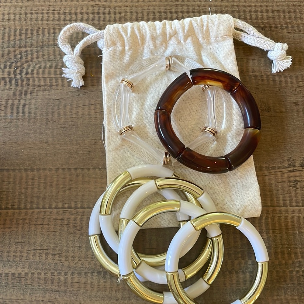 Bracelets-acrylic and tubular (set of 7)